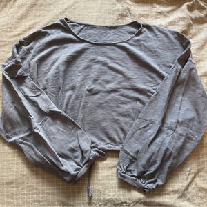 American Eagle long sleeve cropped shirt